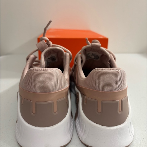 Nike Free Metcon 5 Pink Sneakers - Picture 3 of 6